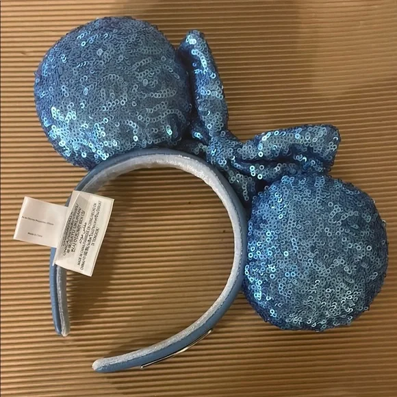 Loungefly Blue Minnie Mouse Ears - Picture 4 of 4
